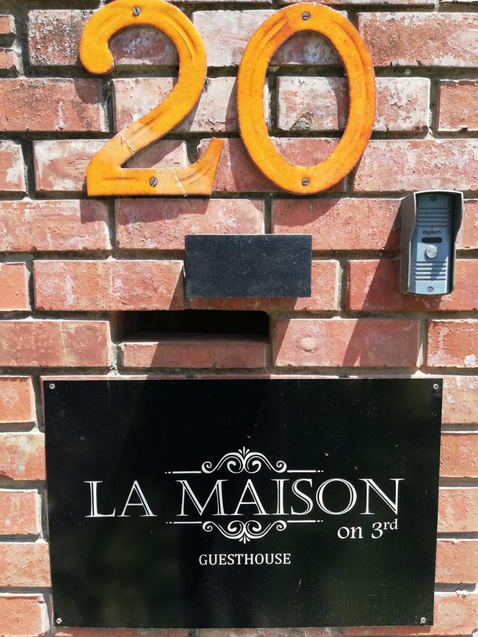 La Maison On 3Rd Guesthouse Порт Елизабет Екстериор снимка